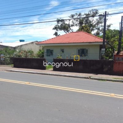 Casa com 125m², 3 quartos, 5 garagens, no bairro Tapera da Base em Florianópolis