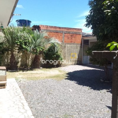 Casa com 125m², 3 quartos, 5 garagens, no bairro Tapera da Base em Florianópolis