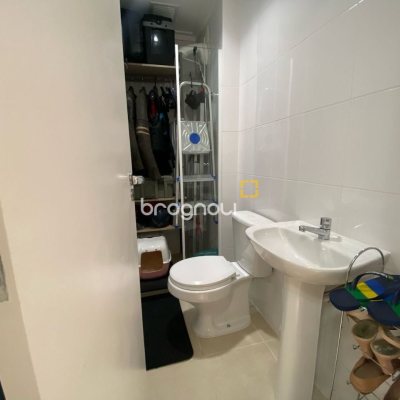 Apartamento com 109m², 3 quartos (sendo 1 suíte), 2 garagens, no bairro Estreito em Florianópolis