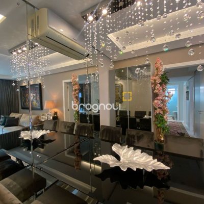 Apartamento com 109m², 3 quartos (sendo 1 suíte), 2 garagens, no bairro Estreito em Florianópolis