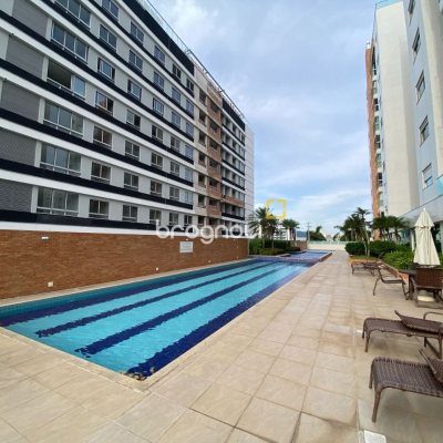 Apartamento com 109m², 3 quartos (sendo 1 suíte), 2 garagens, no bairro Estreito em Florianópolis