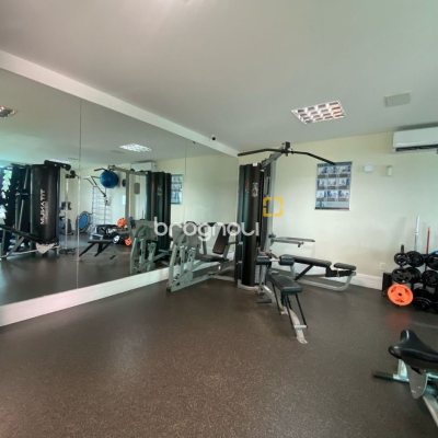 Apartamento com 109m², 3 quartos (sendo 1 suíte), 2 garagens, no bairro Estreito em Florianópolis