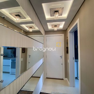 Apartamento com 109m², 3 quartos (sendo 1 suíte), 2 garagens, no bairro Estreito em Florianópolis