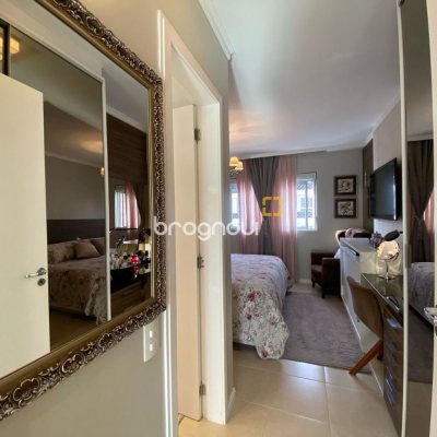 Apartamento com 109m², 3 quartos (sendo 1 suíte), 2 garagens, no bairro Estreito em Florianópolis