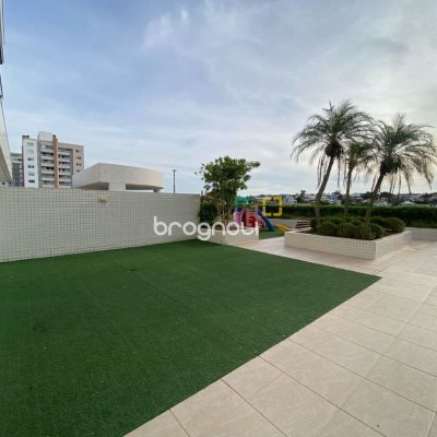 Apartamento com 109m², 3 quartos (sendo 1 suíte), 2 garagens, no bairro Estreito em Florianópolis