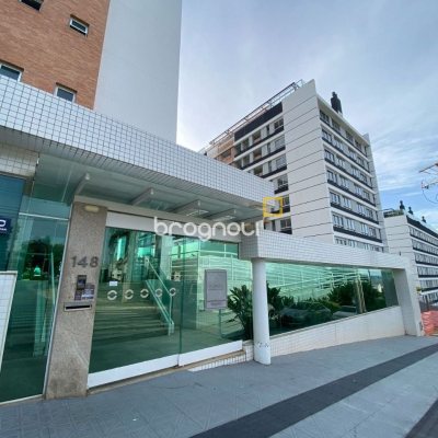 Apartamento com 109m², 3 quartos (sendo 1 suíte), 2 garagens, no bairro Estreito em Florianópolis