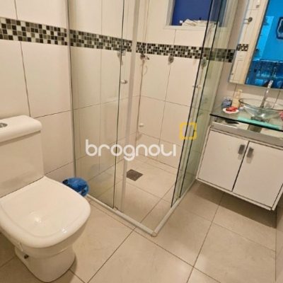 Apartamento com 69m², 3 quartos (sendo 1 suíte), 1 garagem, no bairro Canasvieiras em Florianópolis