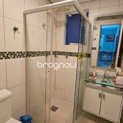 Apartamento com 69m², 3 quartos (sendo 1 suíte), 1 garagem, no bairro Canasvieiras em Florianópolis