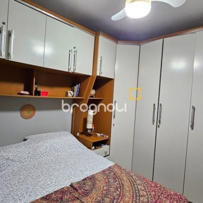 Apartamento com 69m², 3 quartos (sendo 1 suíte), 1 garagem, no bairro Canasvieiras em Florianópolis
