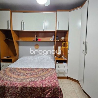 Apartamento com 69m², 3 quartos (sendo 1 suíte), 1 garagem, no bairro Canasvieiras em Florianópolis