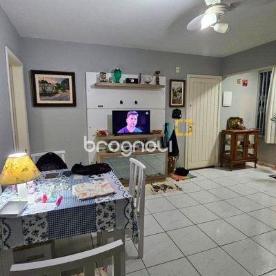 Apartamento com 69m², 3 quartos (sendo 1 suíte), 1 garagem, no bairro Canasvieiras em Florianópolis