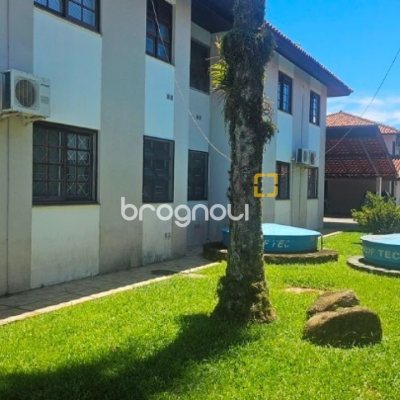 Apartamento com 69m², 3 quartos (sendo 1 suíte), 1 garagem, no bairro Canasvieiras em Florianópolis