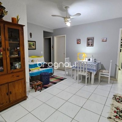 Apartamento com 69m², 3 quartos (sendo 1 suíte), 1 garagem, no bairro Canasvieiras em Florianópolis
