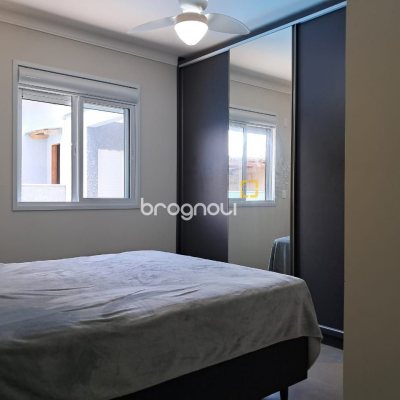 Casa com 145m², 3 quartos (sendo 1 suíte), 2 garagens, no bairro Ingleses em Florianópolis