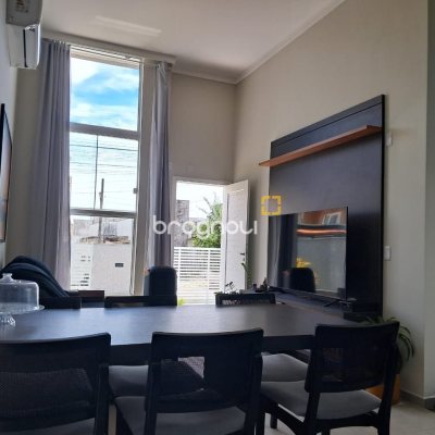 Casa com 145m², 3 quartos (sendo 1 suíte), 2 garagens, no bairro Ingleses em Florianópolis