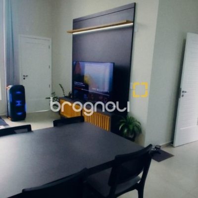 Casa com 145m², 3 quartos (sendo 1 suíte), 2 garagens, no bairro Ingleses em Florianópolis