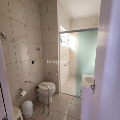Casa com 330m², 5 quartos, 3 garagens, no bairro Balneário em Florianópolis