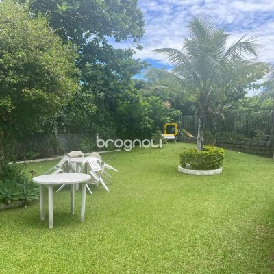 Casa com 152m², 2 quartos (sendo 1 suíte), 2 garagens, no bairro Cachoeira do Bom Jesus em Florianópolis