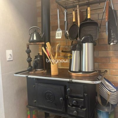 Casa com 152m², 2 quartos (sendo 1 suíte), 2 garagens, no bairro Cachoeira do Bom Jesus em Florianópolis