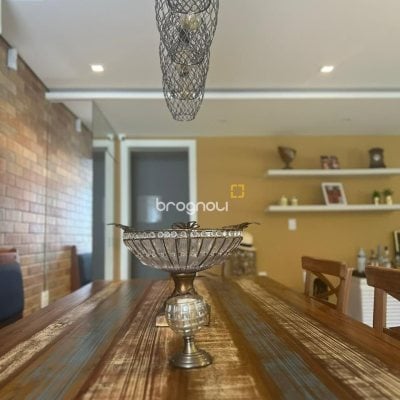 Casa com 152m², 2 quartos (sendo 1 suíte), 2 garagens, no bairro Cachoeira do Bom Jesus em Florianópolis
