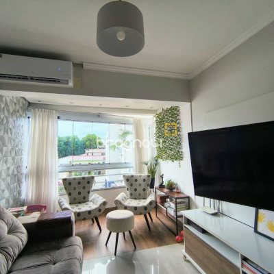Apartamento com 91m², 3 quartos (sendo 1 suíte), 1 garagem, no bairro Abraão em Florianópolis