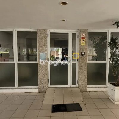 Apartamento com 91m², 3 quartos (sendo 1 suíte), 1 garagem, no bairro Abraão em Florianópolis