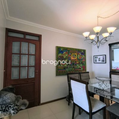 Apartamento com 91m², 3 quartos (sendo 1 suíte), 1 garagem, no bairro Abraão em Florianópolis