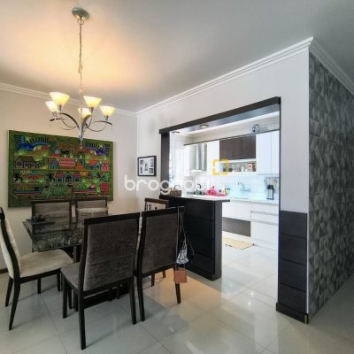 Apartamento com 91m², 3 quartos (sendo 1 suíte), 1 garagem, no bairro Abraão em Florianópolis