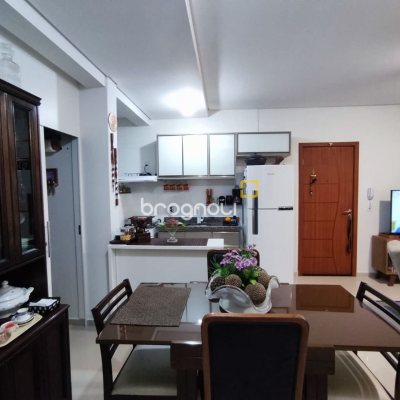 Apartamento com 74m², 2 quartos (sendo 1 suíte), 1 garagem, no bairro Ingleses em Florianópolis