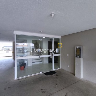 Apartamento com 74m², 2 quartos (sendo 1 suíte), 1 garagem, no bairro Ingleses em Florianópolis