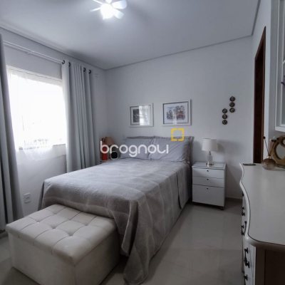 Apartamento com 74m², 2 quartos (sendo 1 suíte), 1 garagem, no bairro Ingleses em Florianópolis
