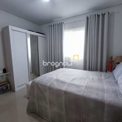 Apartamento com 74m², 2 quartos (sendo 1 suíte), 1 garagem, no bairro Ingleses em Florianópolis
