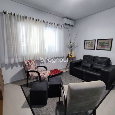 Apartamento com 74m², 2 quartos (sendo 1 suíte), 1 garagem, no bairro Ingleses em Florianópolis