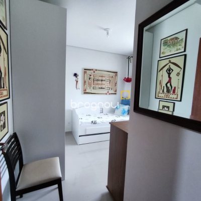 Apartamento com 74m², 2 quartos (sendo 1 suíte), 1 garagem, no bairro Ingleses em Florianópolis