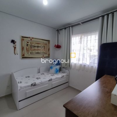 Apartamento com 74m², 2 quartos (sendo 1 suíte), 1 garagem, no bairro Ingleses em Florianópolis