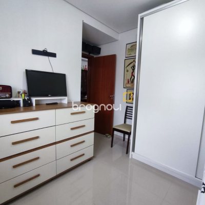 Apartamento com 74m², 2 quartos (sendo 1 suíte), 1 garagem, no bairro Ingleses em Florianópolis