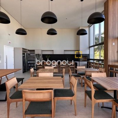 Apartamento com 91m², 3 quartos (sendo 1 suíte), 2 garagens, no bairro João Paulo em Florianópolis