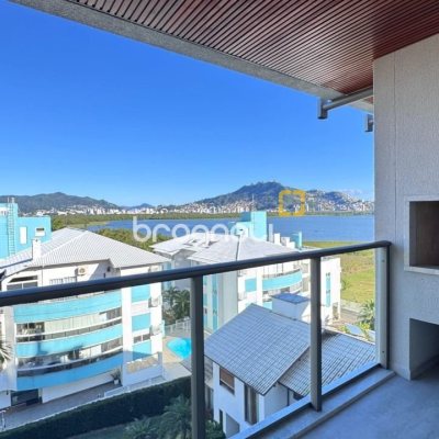 Apartamento com 102m², 2 quartos (sendo 2 suítes), 2 garagens, no bairro João Paulo em Florianópolis