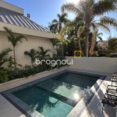 Apartamento com 102m², 2 quartos (sendo 2 suítes), 2 garagens, no bairro João Paulo em Florianópolis