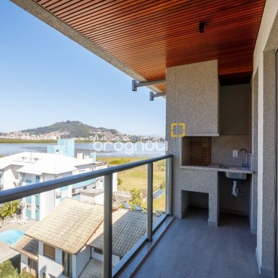 Apartamento com 126m², 3 quartos (sendo 1 suíte), 2 garagens, no bairro João Paulo em Florianópolis