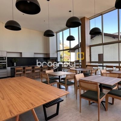 Apartamento com 126m², 3 quartos (sendo 1 suíte), 2 garagens, no bairro João Paulo em Florianópolis