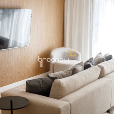 Apartamento com 106m², 2 quartos (sendo 2 suítes), 2 garagens, no bairro João Paulo em Florianópolis