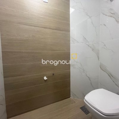 Apartamento com 150m², 3 quartos (sendo 1 suíte), 2 garagens, no bairro Centro em Florianópolis