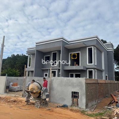 Casa com 127m², 3 quartos (sendo 2 suítes), 2 garagens, no bairro Ingleses em Florianópolis