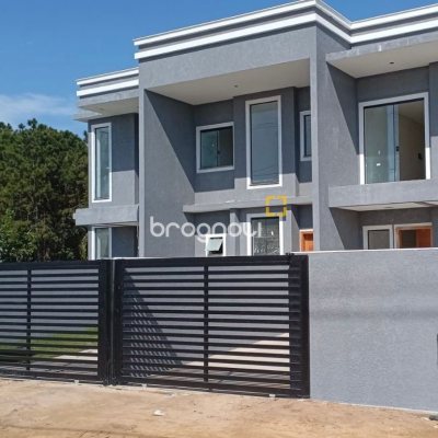 Casa com 107m², 3 quartos (sendo 2 suítes), 2 garagens, no bairro Ingleses em Florianópolis