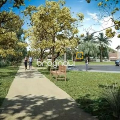 Terreno com 450m², no bairro Vargem Grande em Florianópolis