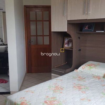 Casa com 304m², 3 quartos (sendo 2 suítes), 3 garagens, no bairro Jardim Atlântico em Florianópolis