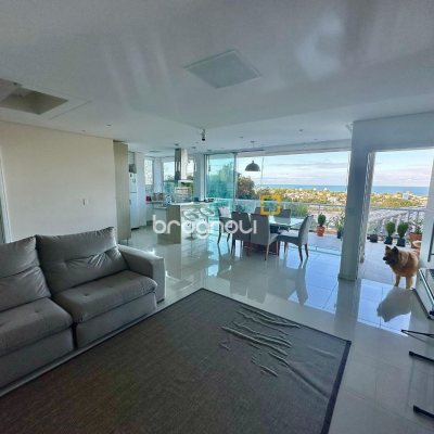 Casa com 350m², 3 quartos (sendo 3 suítes), 4 garagens, no bairro Morro das Pedras em Florianópolis