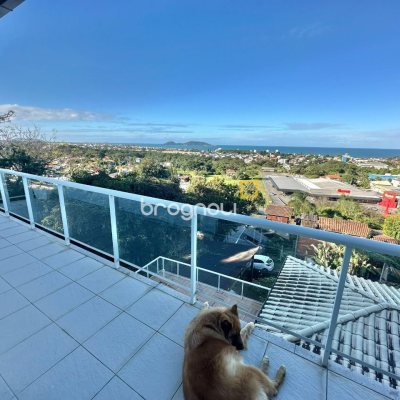Casa com 350m², 3 quartos (sendo 3 suítes), 4 garagens, no bairro Morro das Pedras em Florianópolis