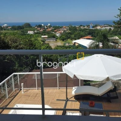 Casa com 350m², 3 quartos (sendo 3 suítes), 4 garagens, no bairro Morro das Pedras em Florianópolis